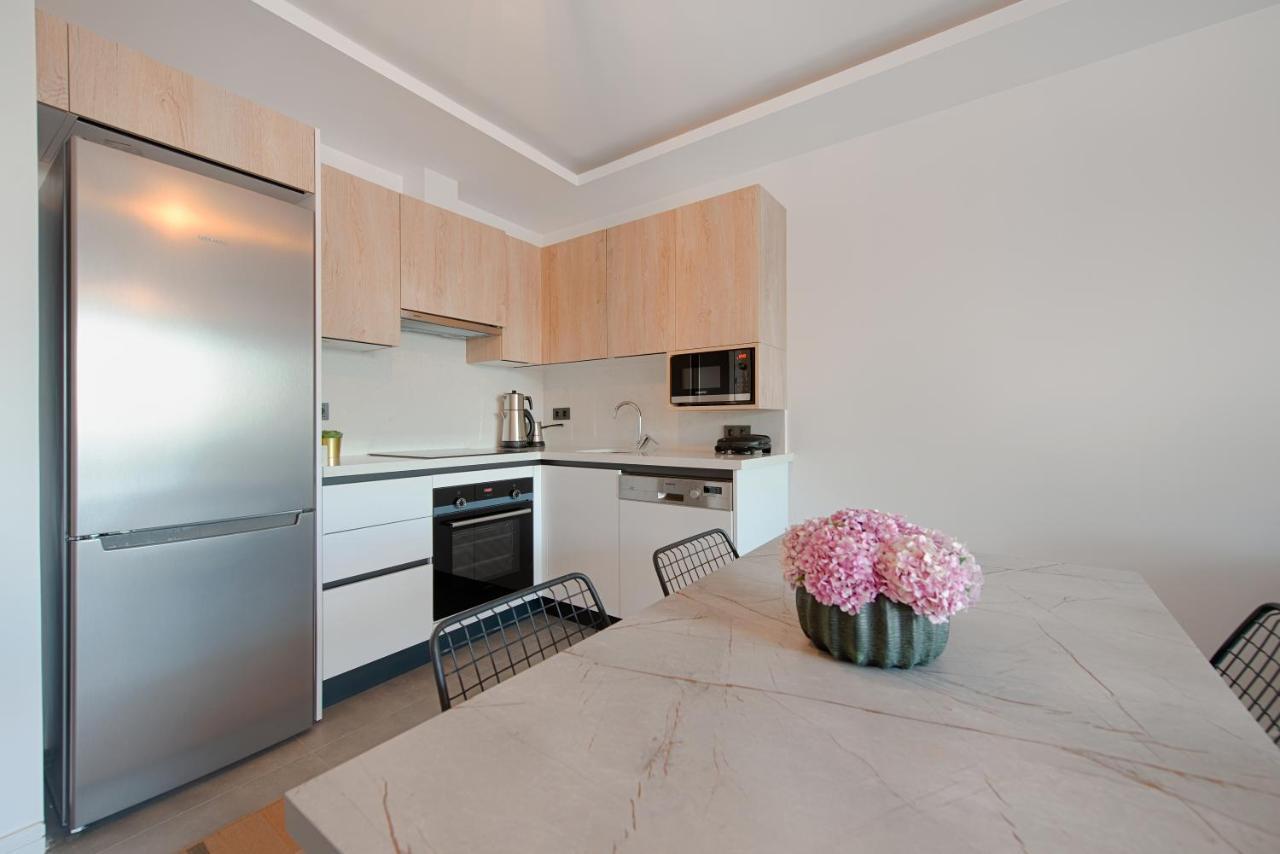 Lodos Suites & Rezidans Bodrum Bagian luar foto