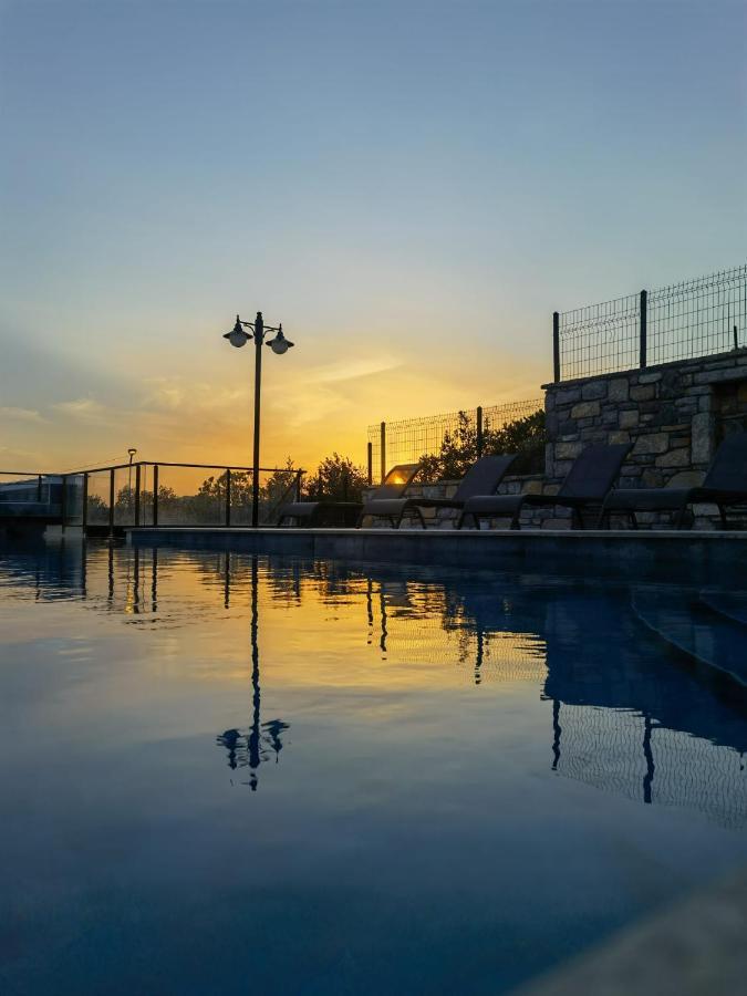 Lodos Suites & Rezidans Bodrum Bagian luar foto
